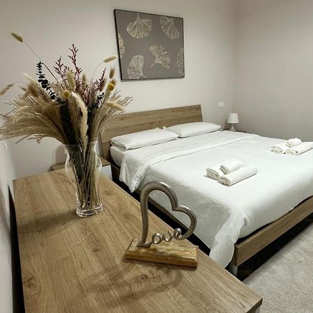 Appartamento Edens House Con Parcheggio Privato Gratuito Rapallo Esterno foto